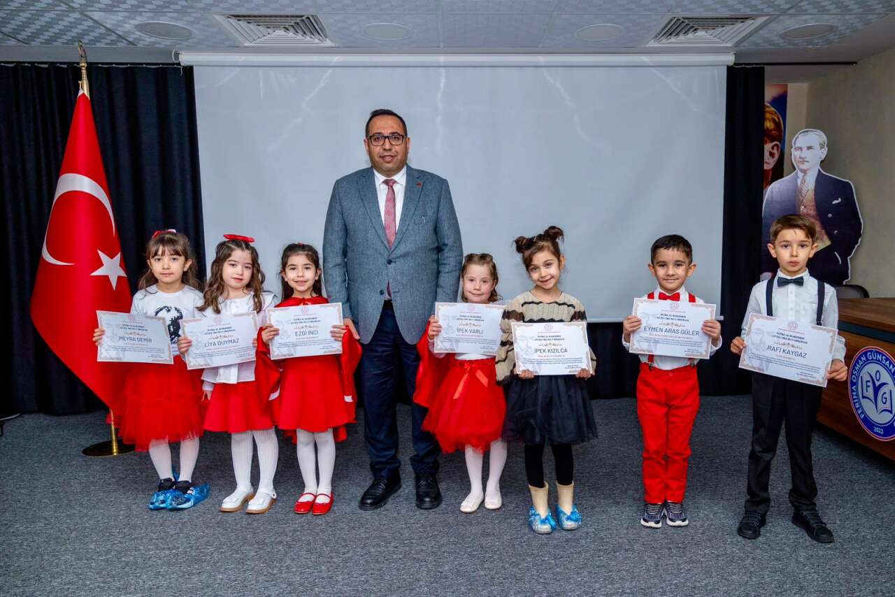 Menteşe’de İstiklal Marşı’nı En Güzel Okuyan Minikler Ödüllendirildi 2